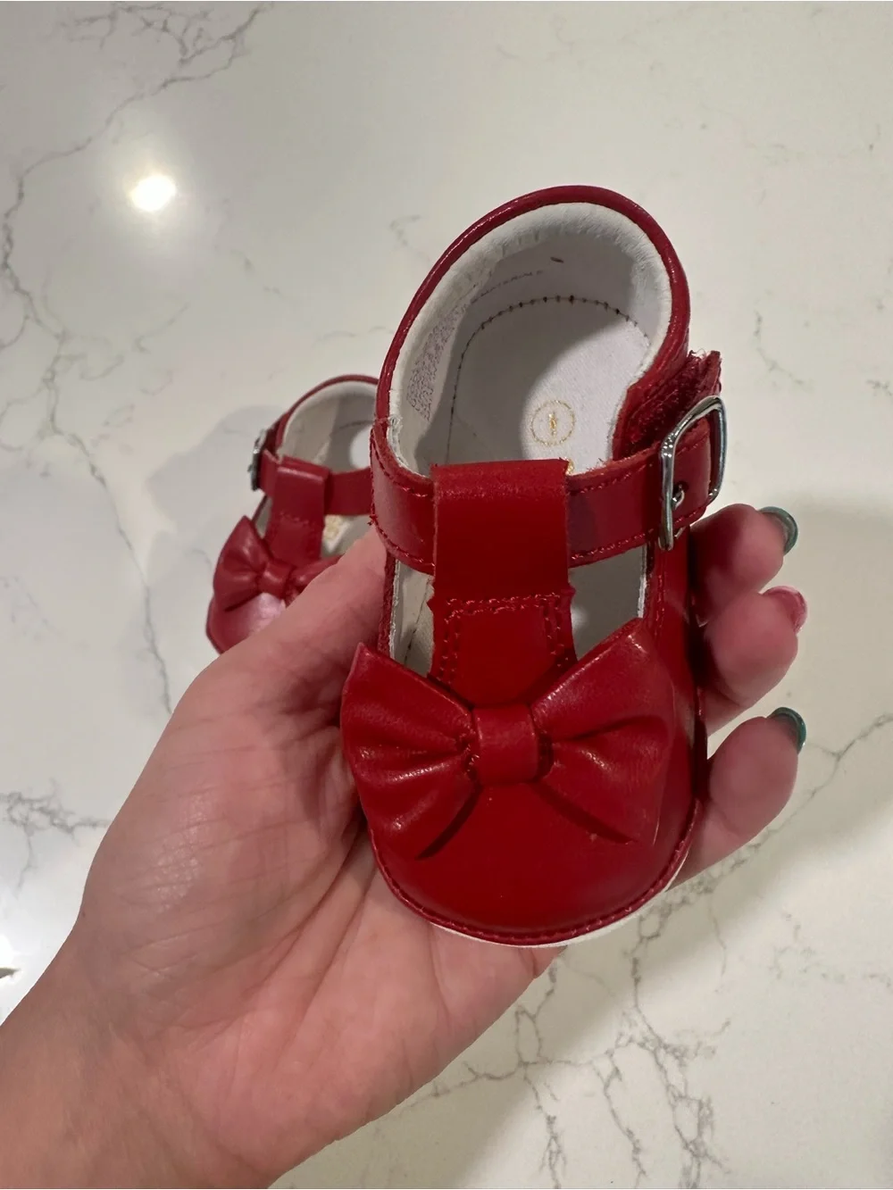 Angel Baby Girls Minnie Classic T-Strap Bow Mary Jane Red